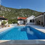 Smokva And Visnja - Moja Stina Villa *