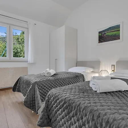 Smokva And Visnja - Moja Stina Villa