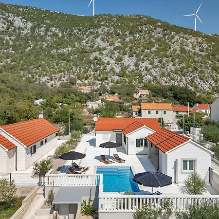 Smokva And Visnja - Moja Stina Villa
